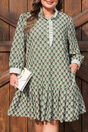 Green Contrast Striped Frilled Collar 3/4 Sleeve Plus Size Floral Dress
