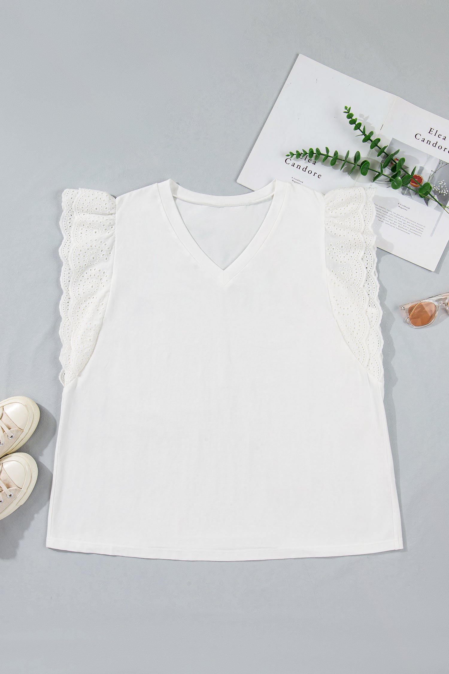 White Eyelet Crochet Splicing Short Sleeve Plus Size Tee