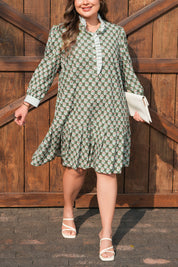 Green Contrast Striped Frilled Collar 3/4 Sleeve Plus Size Floral Dress