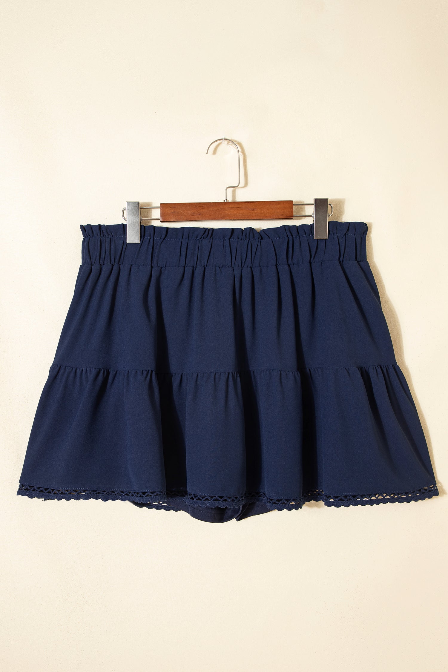 White Plus Size Frilled Elastic Waist Lace Trim Boho Ruffled Shorts