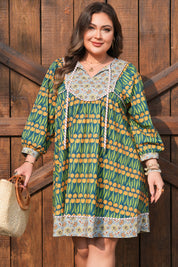 Green Plus Size Mixed Floral Print Striped Trim Loose Mini Dress