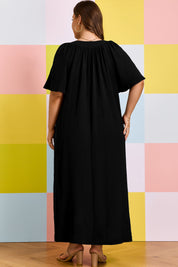 Black Plus Size Solid Color Notched Neck Short Sleeve Loose Dress